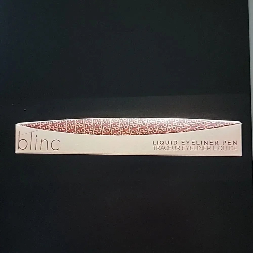 BNIB Blinc Liquid Eyeliner Pen in Soft Black Tubing Water-Resistant Eyeliner